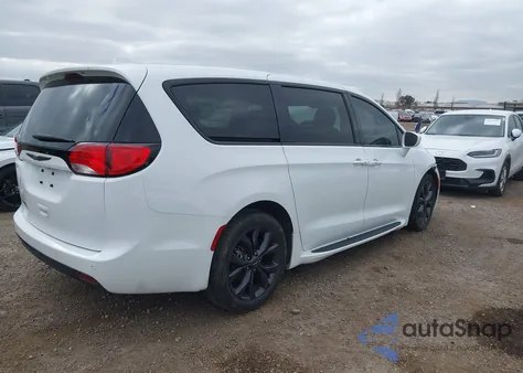 2019 Chrysler Pacifica Touring Plus from USA, damaged, VIN 2C4RC1FG4KR738580